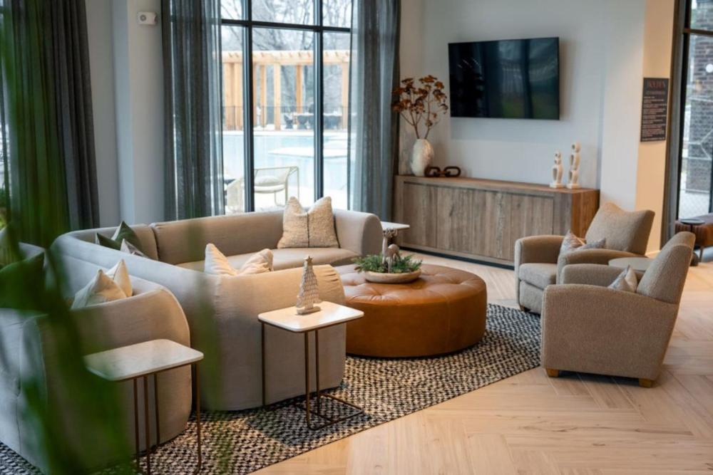 Elegant, Spacious 3BR 2B Apt Perfect for Long Stays